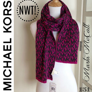 NWT MICHAEL KORS Monogram Knit Fuchsia Gray Scarf